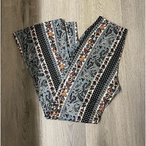 papaya flare pants